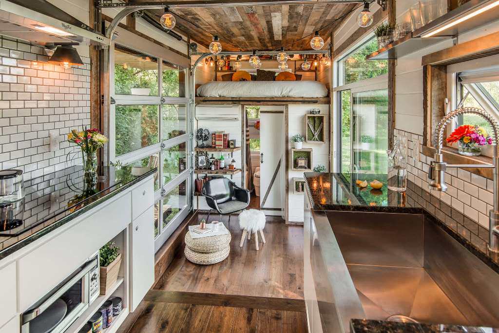 Image of: photos of tiny houses inside view
