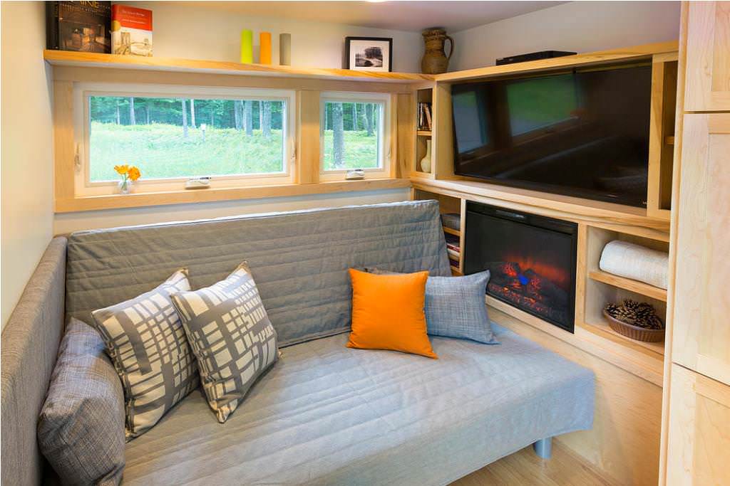 Image of: pre built tiny houses on wheels inside view