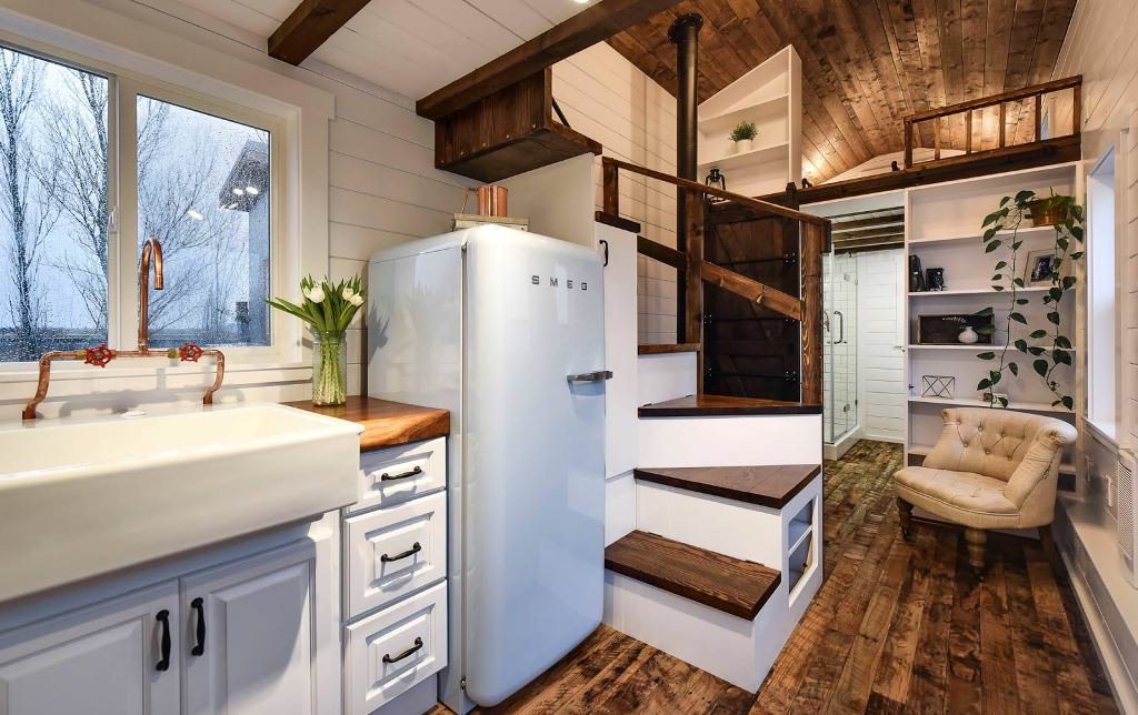 Image of: rustic tiny house kitchen ideas