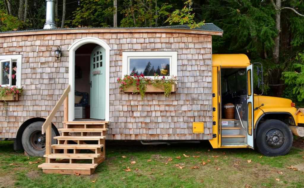 Image of: school bus tiny house view no 2