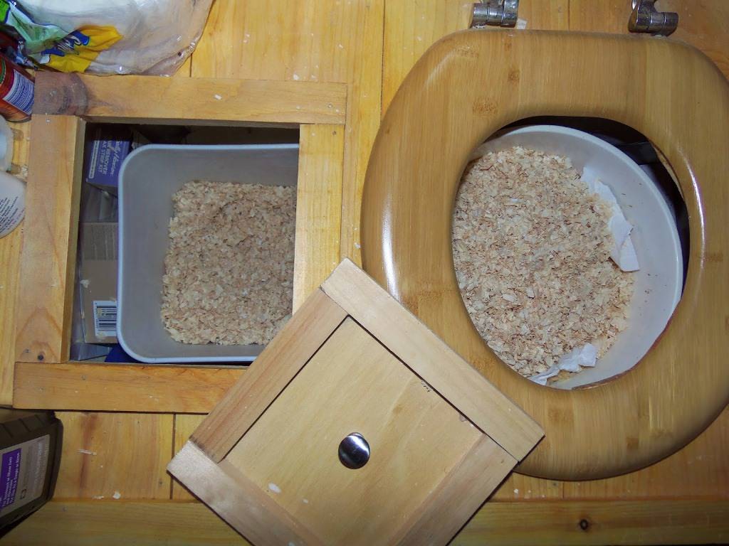 Image of: composting toilet tiny house view ideas