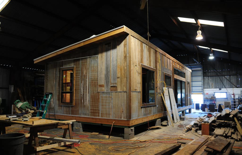 Image of: diy building tiny house