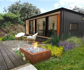 awesome shipping tiny house with landscape