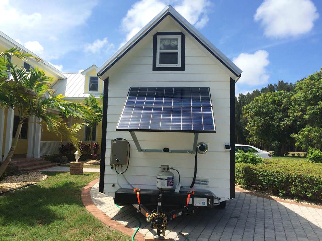 Image of: solar powered tiny house