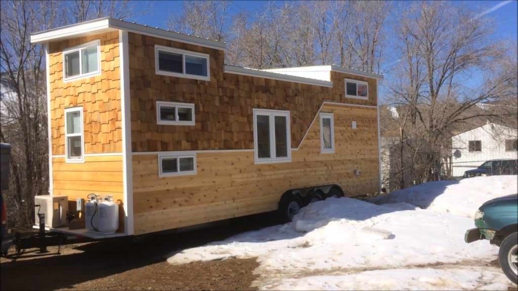 Image of: tiny house plans for families on wheels