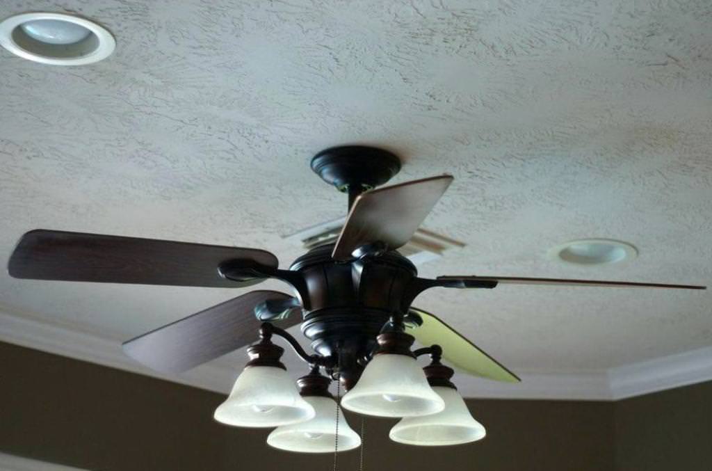 Image of: Ceiling Fans With Lights And Remote Control