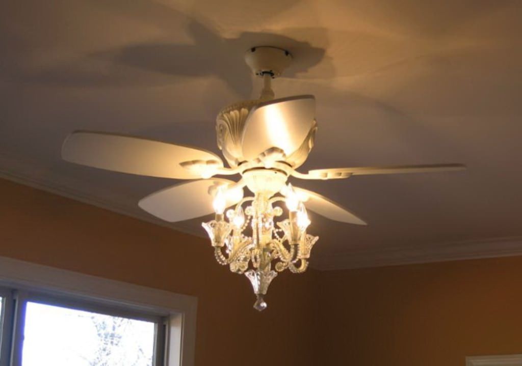 Image of: Ceiling Fans With Lights