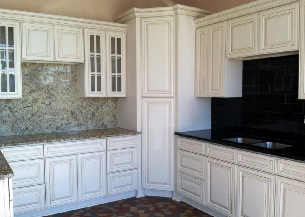 Image of: Home Depot Kitchen Cabinets White Prices