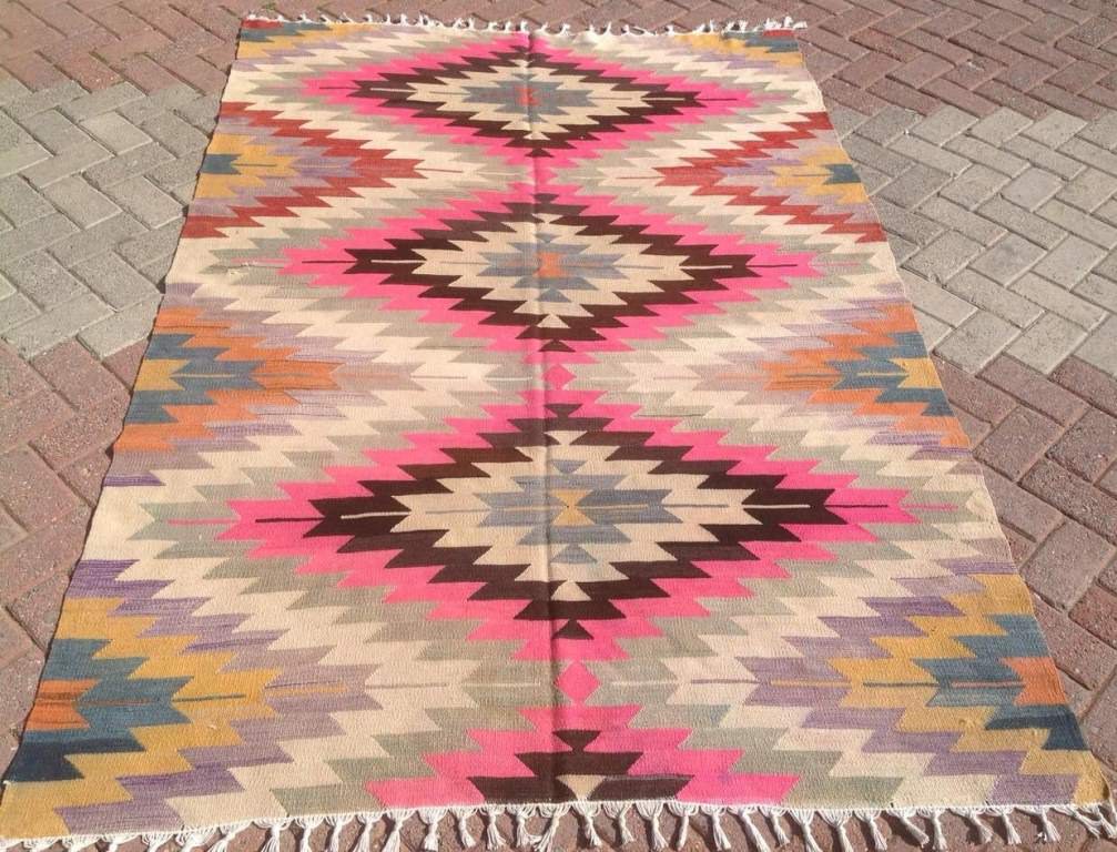 Image of: Kilim Rugs For Sale