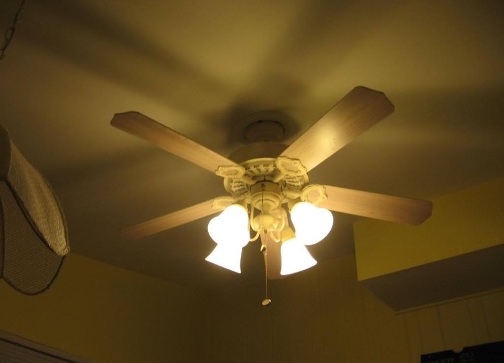Image of: Lowes Ceiling Fans With Remote