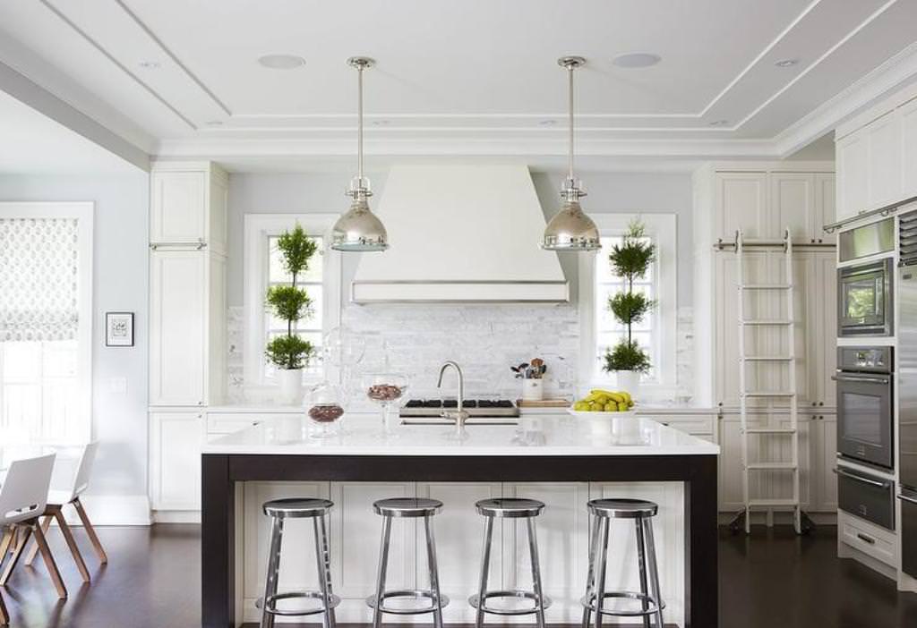 Image of: Lowes Lighting Style For Kitchen