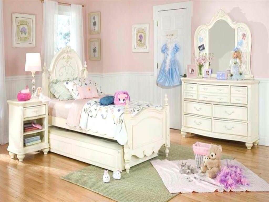Image of: Jessica Mcclintock Furniture Bedroom Girl Set