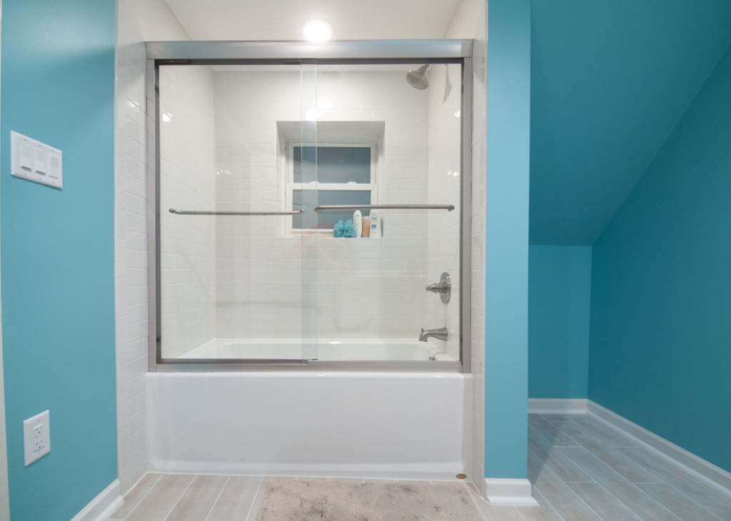 Image of: Kohler Shower Doors Design