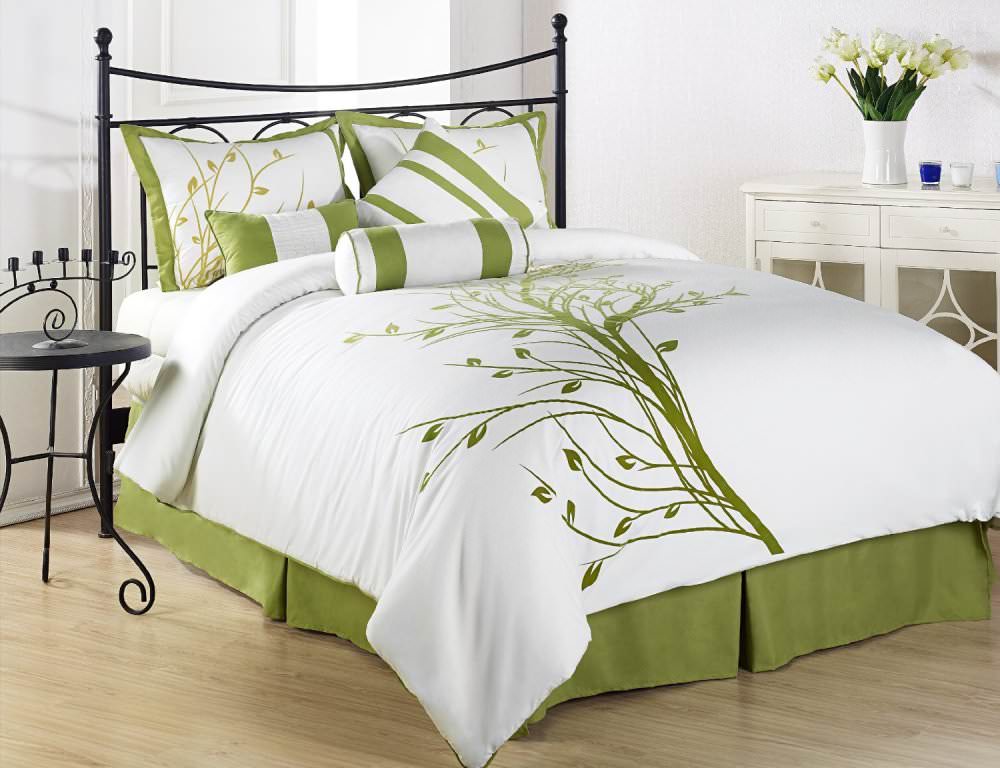 Image of: Paisley Bedding For Sale