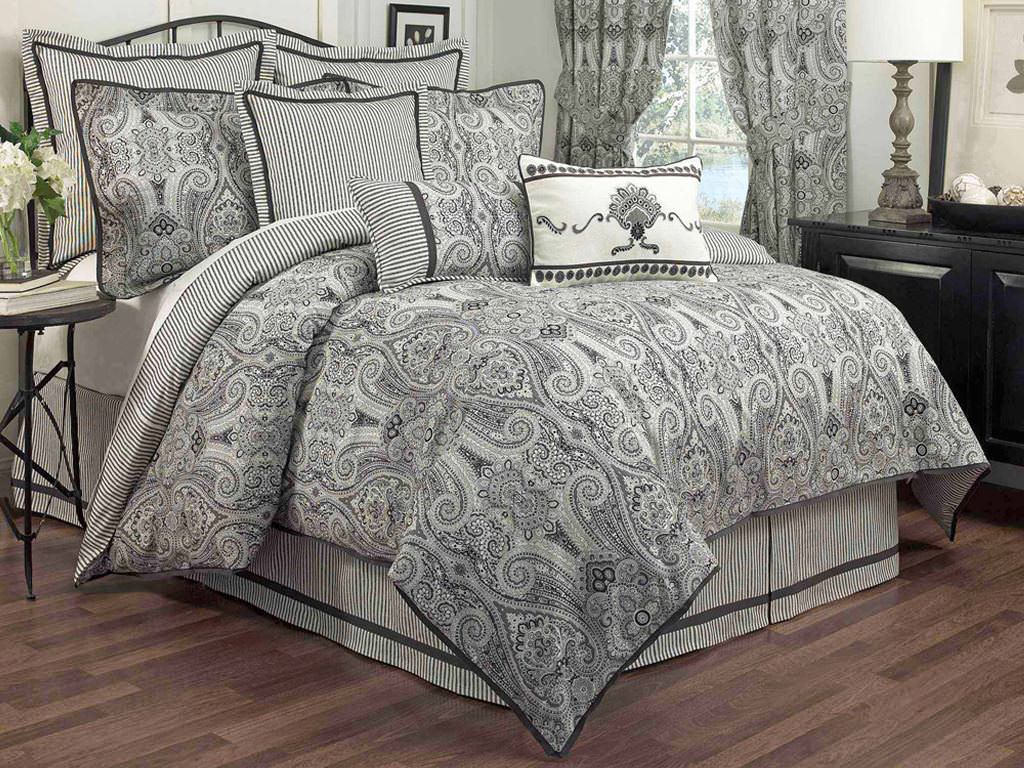 Image of: Paisley Bedding Plans