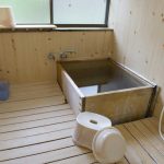 corner soaking tubs for small bathrooms