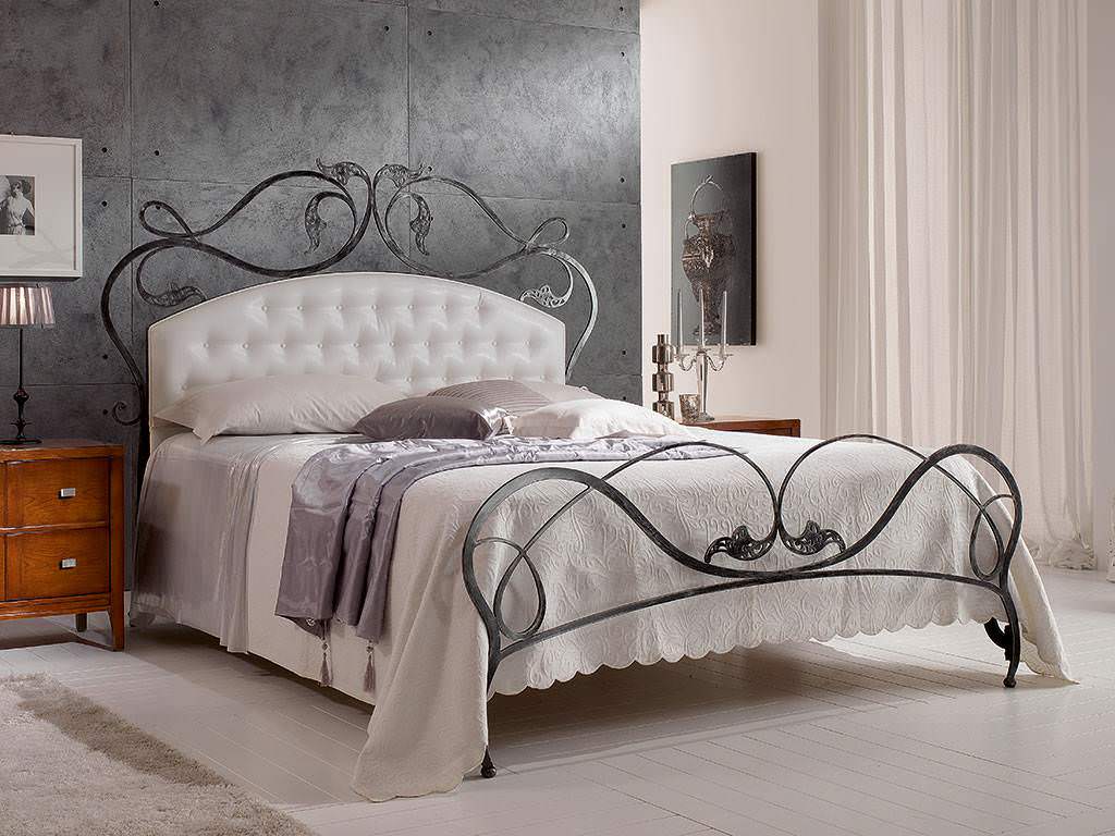 Image of: iron bed frame plans for bedroom