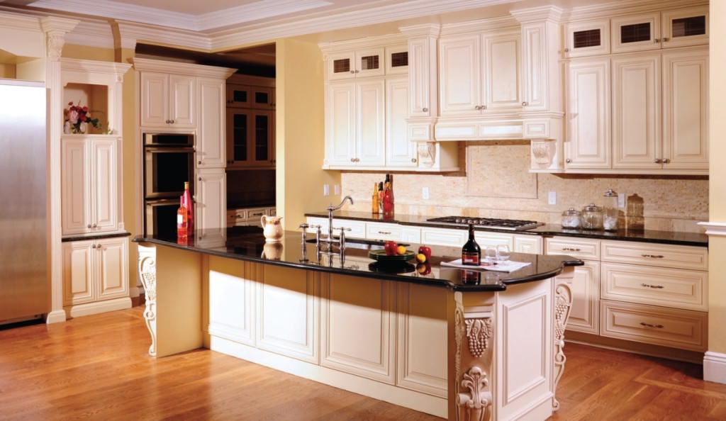 Image of: cream kitchen cabinets what colour walls