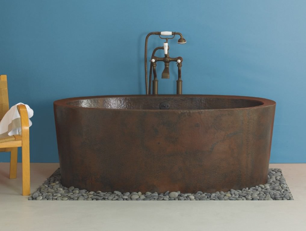 Image of: small copper bathtub